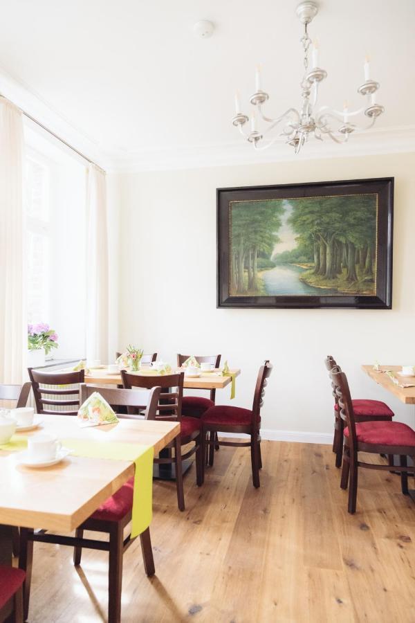 Altes Pfarrhaus Hotel Geldern Ngoại thất bức ảnh